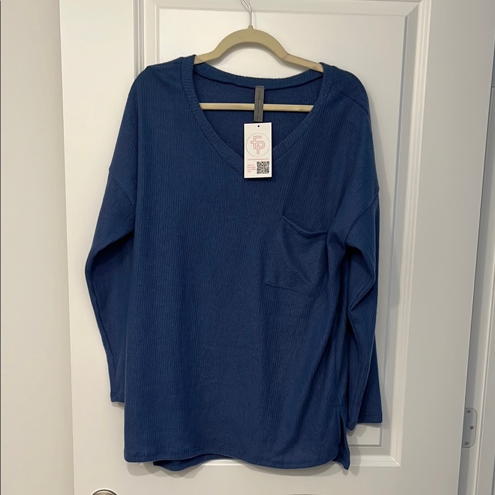 NWT Honeyme Blue V-Neck Long Sleeve Top